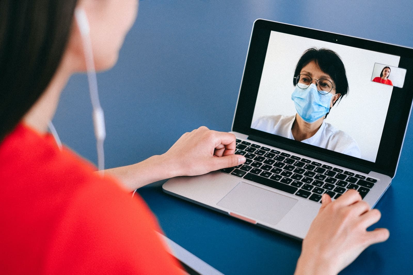 Télémédecine dans les Ehpad : chiffres clés et perspectives