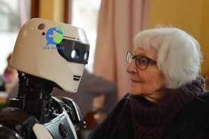 Robots en EHPAD : Défis et Perceptions des Résidents