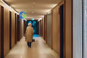 Services de Nuit en Résidences Seniors : À Quoi Faut-Il