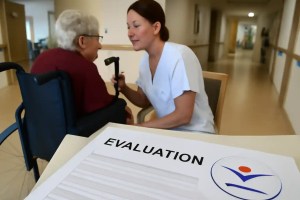 EHPAD : HAS rétablit les résultats d’évaluation après