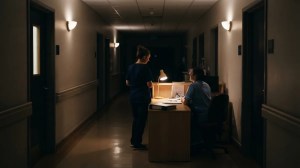 IDE de nuit en EHPAD : coordonner l&rsquo;équipe face à une urgence